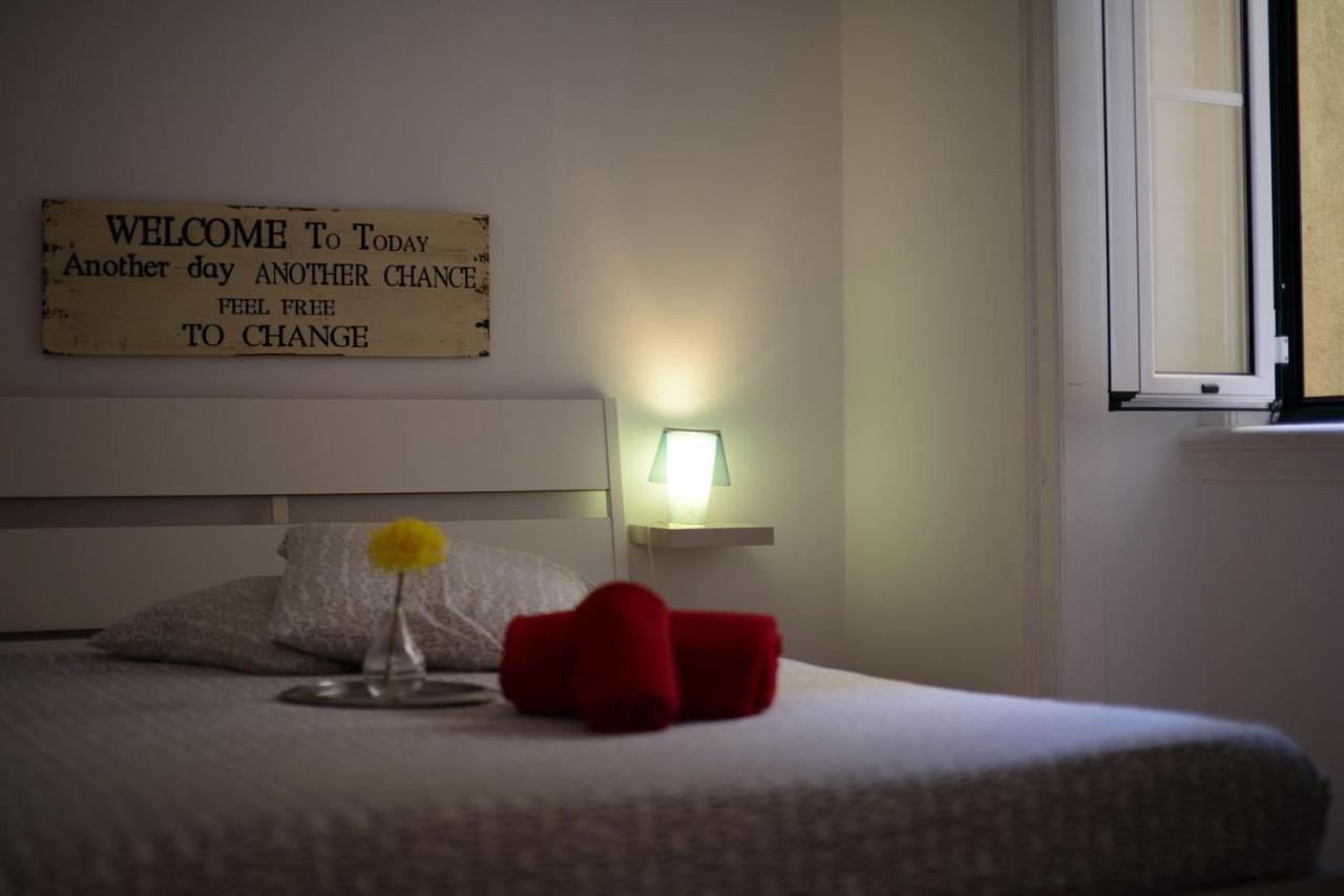 The Blue House - Saint Pauls Appartement Lissabon Buitenkant foto